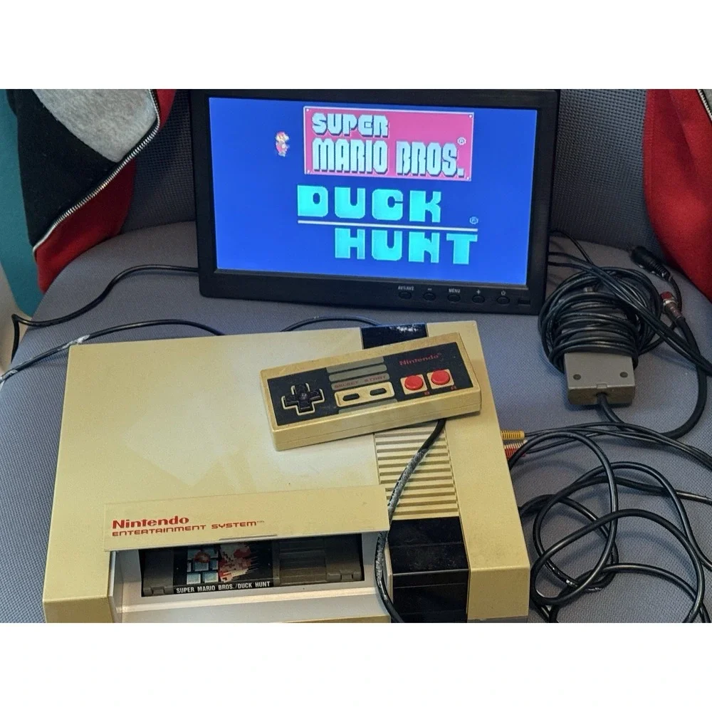 1988 Nintendo Entertainment System Action Set NES Complete In Box (read Descrip